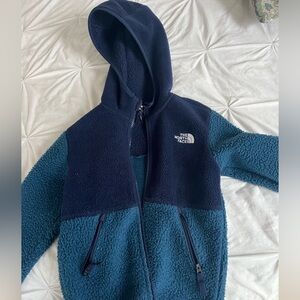 Blue north face jacket size 6